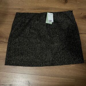 H&M Black and Silver Mini Pencil Skirt